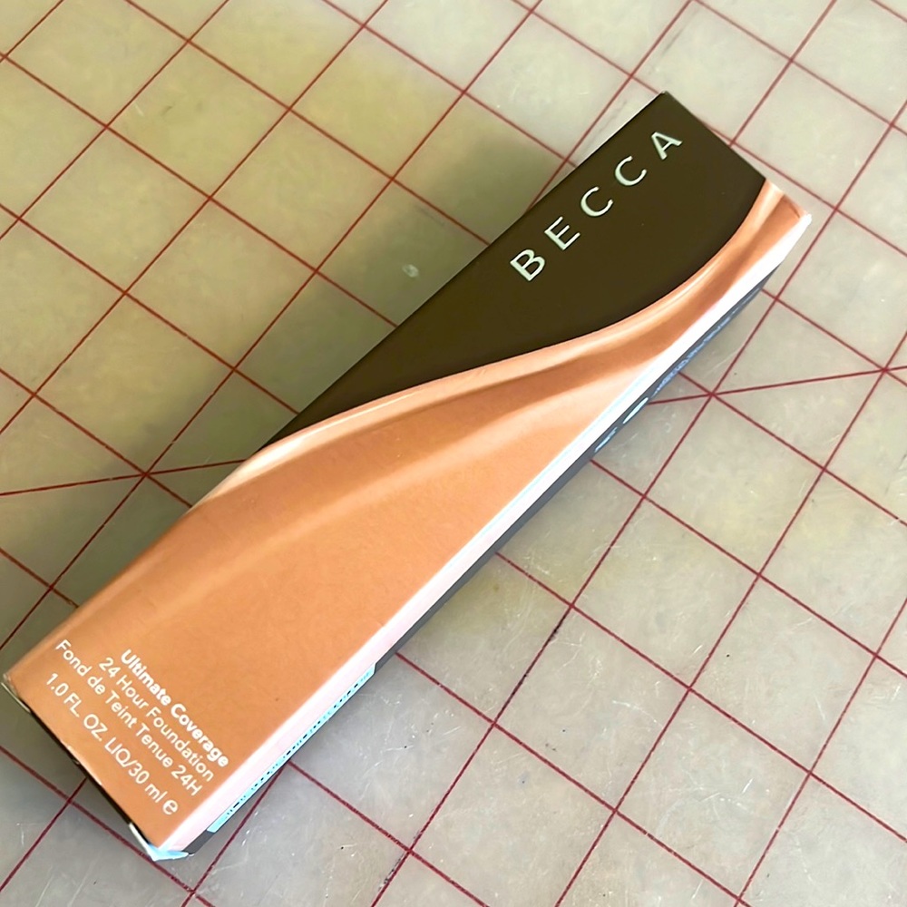 BECCA Ultimate Coverage 24 Hour Foundation BISQUE 2C1